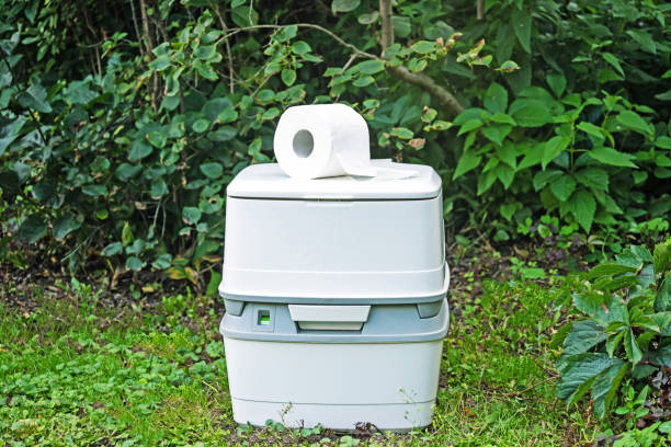 Best Construction site porta potty rental  in Alton, IA